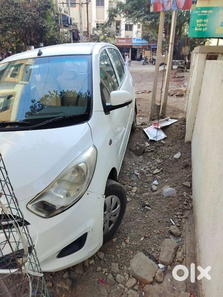 Hyundai I10 Sportz 2011