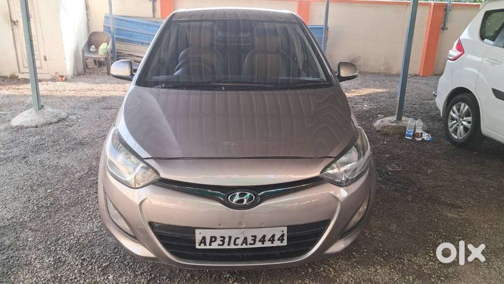 Hyundai I20 Sportz 1.2 Bs-iv, 2012, Diesel