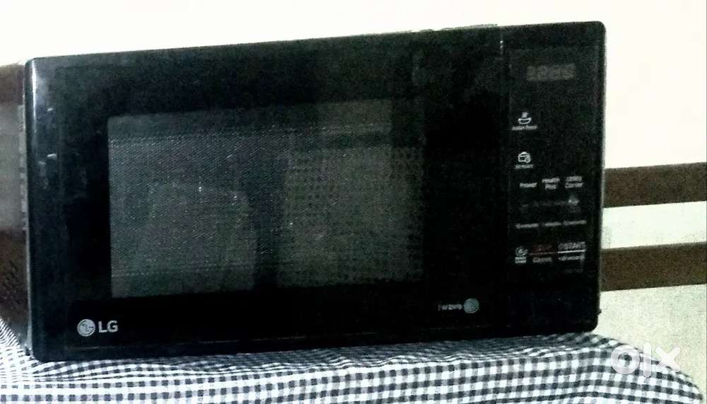 LG Microwave oven