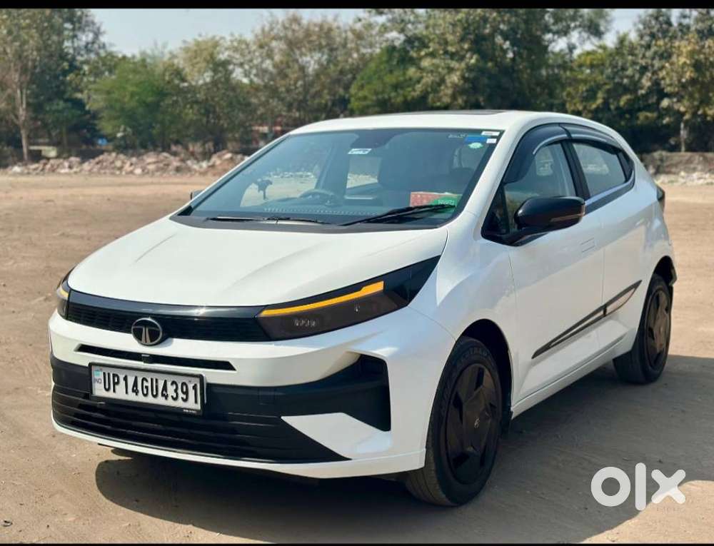 Tata Altroz Creative S, 2025, Petrol