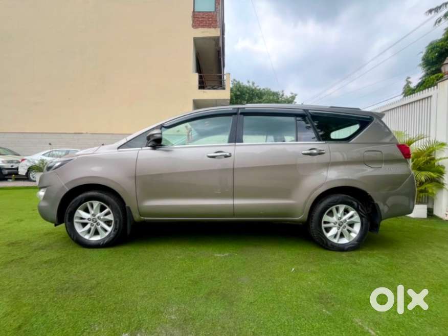 Toyota Innova Crysta [ ] 2.4 Gx At 7 Str, 2019, Diesel
