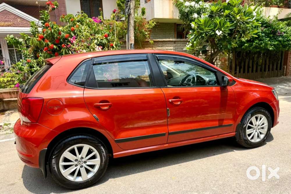 Volkswagen Polo Petrol Highline 1.2l, 2016, Petrol