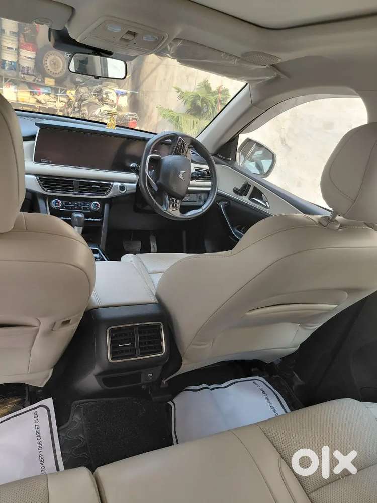 Mahindra Xuv700 2024 Diesel 63000 Km Driven