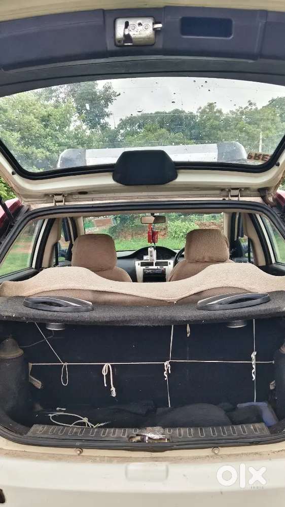 Tata Indica Vista Terra 2011