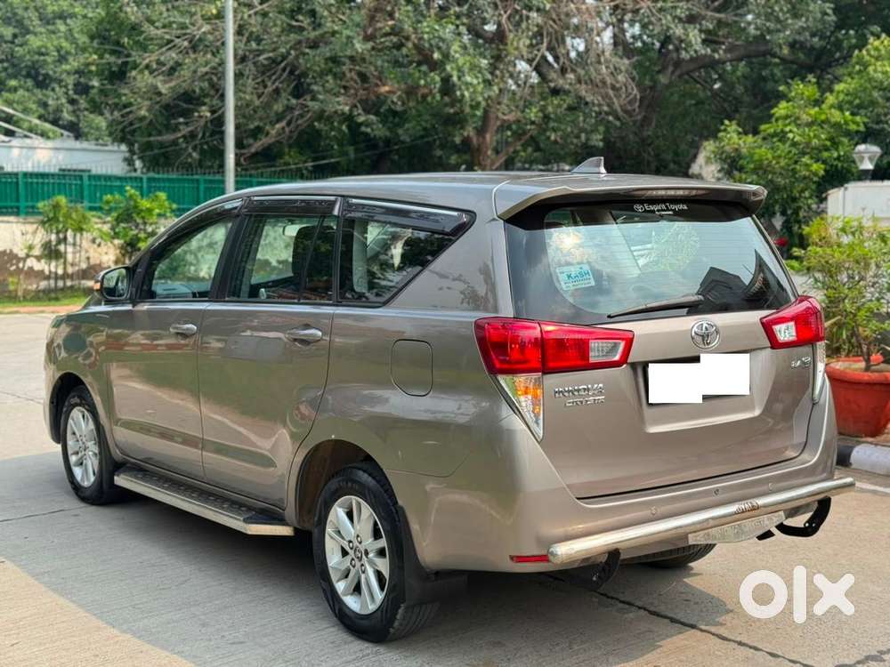 Toyota Innova Crysta [2020-ongoing] 2.4 Gx 7 Str, 2018, Diesel