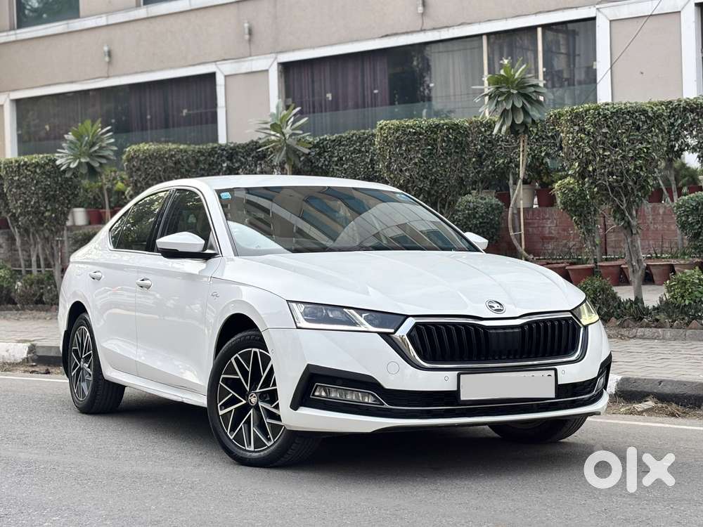 Skoda Octavia 2.0 L K Tsi At, 2022, Petrol