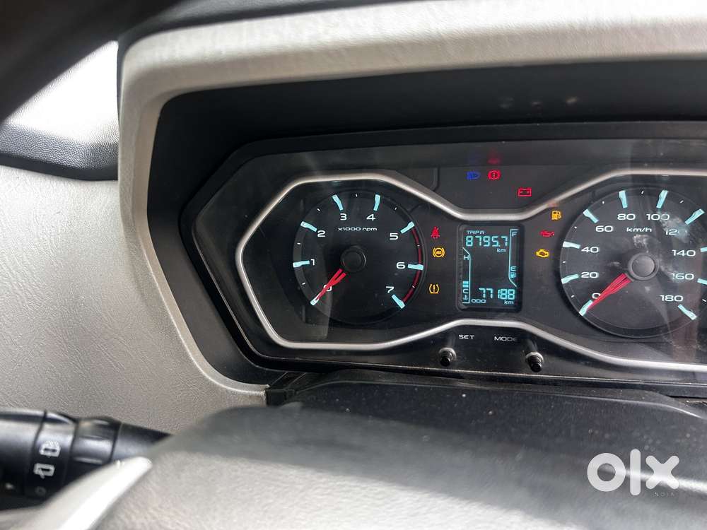 Mahindra Scorpio S10 8 Seater, 2017, Diesel