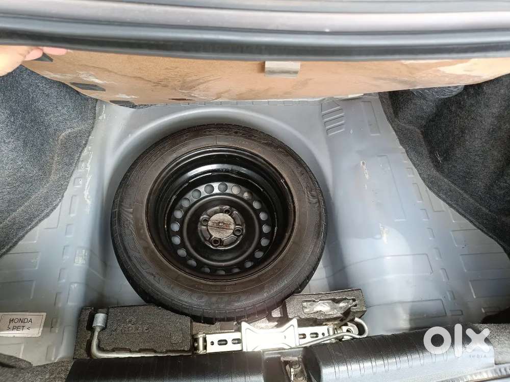 Single Owner Honda Amaze Vx Petrol 2017 Jan. No Replacement