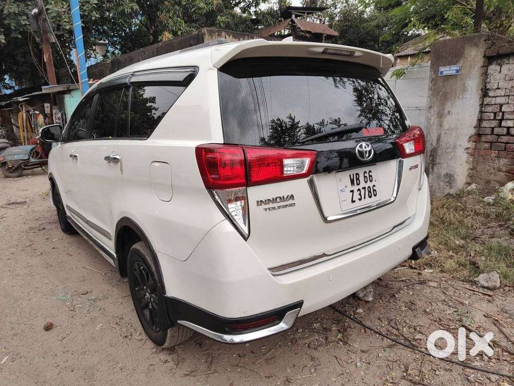 Toyota Innova Crysta Touring Sport 2.4 Mt, 2017, Diesel