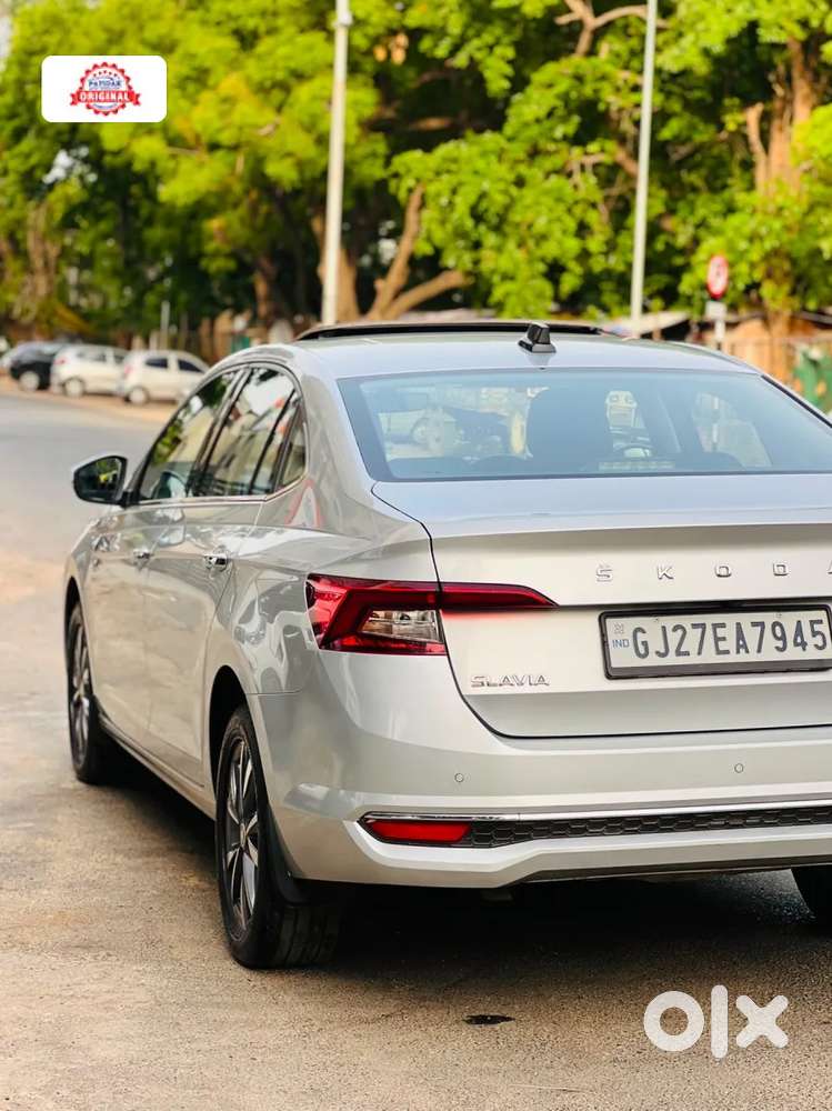 Skoda Slavia Ambition 1.0l Tsi At, 2022, Petrol