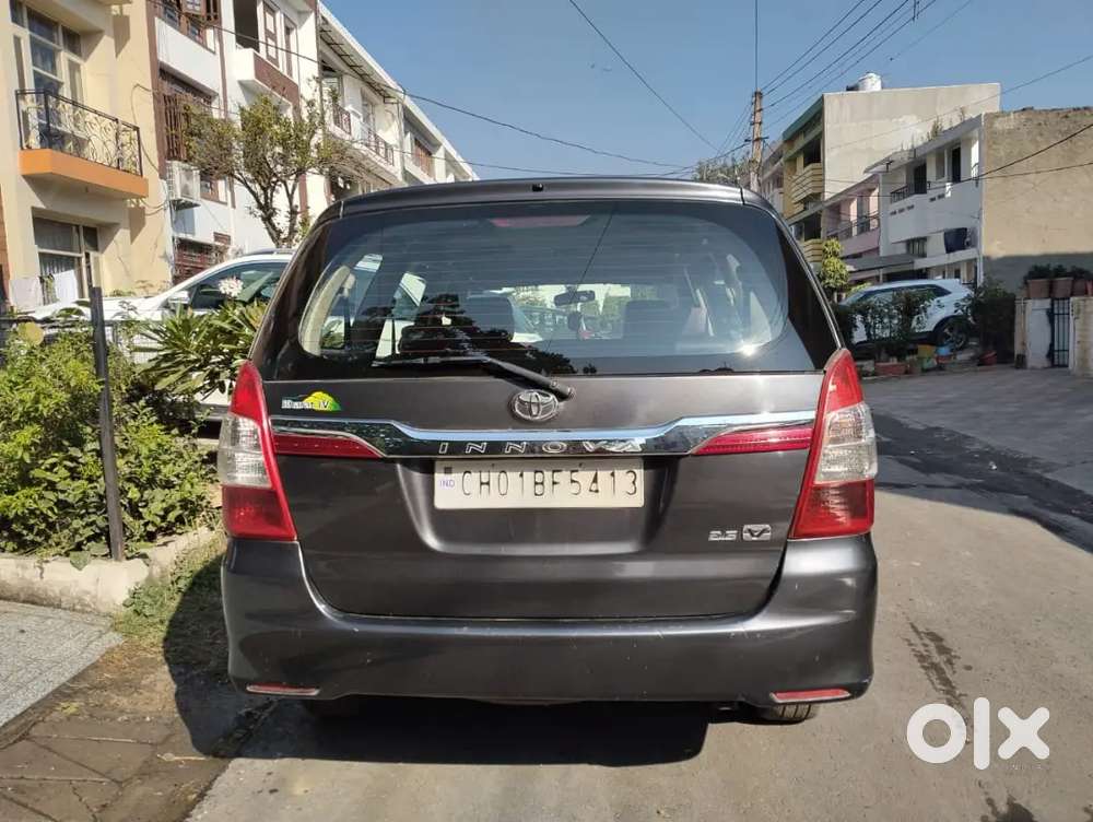Toyota Innova 2015 Diesel 290000 Km Driven