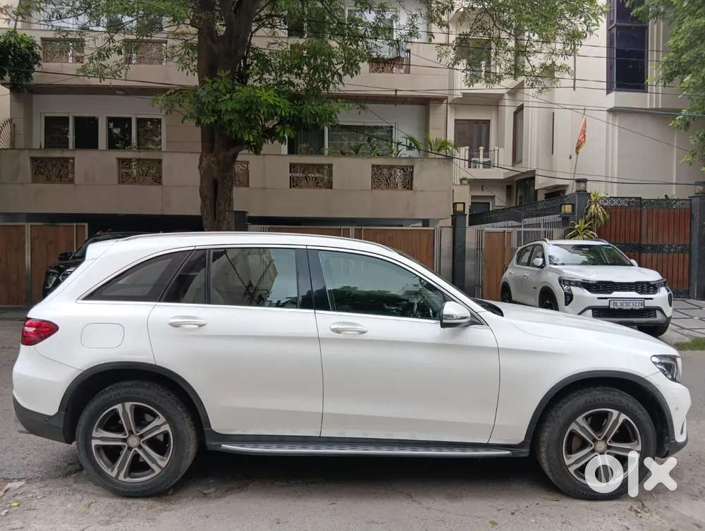 Mercedes-benz Glc Class Progressive 300, 2017, Petrol