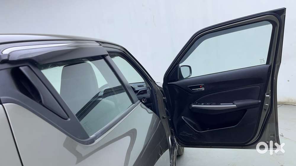Maruti Suzuki Swift Zxi Plus, 2023, Petrol