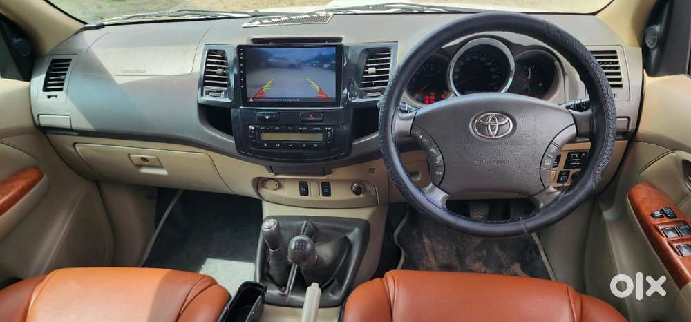 Toyota Fortuner, 2011, Diesel