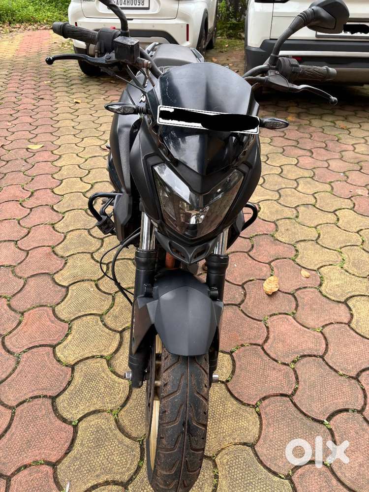 Dominar 400 for Sale – 2018/2019 Black 42K km Well Maintained