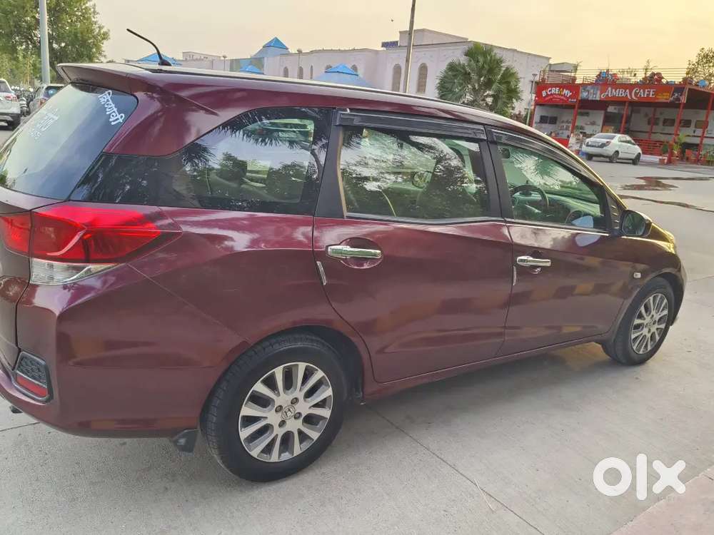 Honda Mobilio 2015 Diesel Well Maintained
