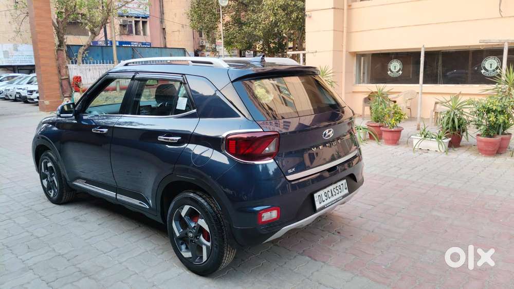 Hyundai Venue Sx+ At, 2019, Petrol