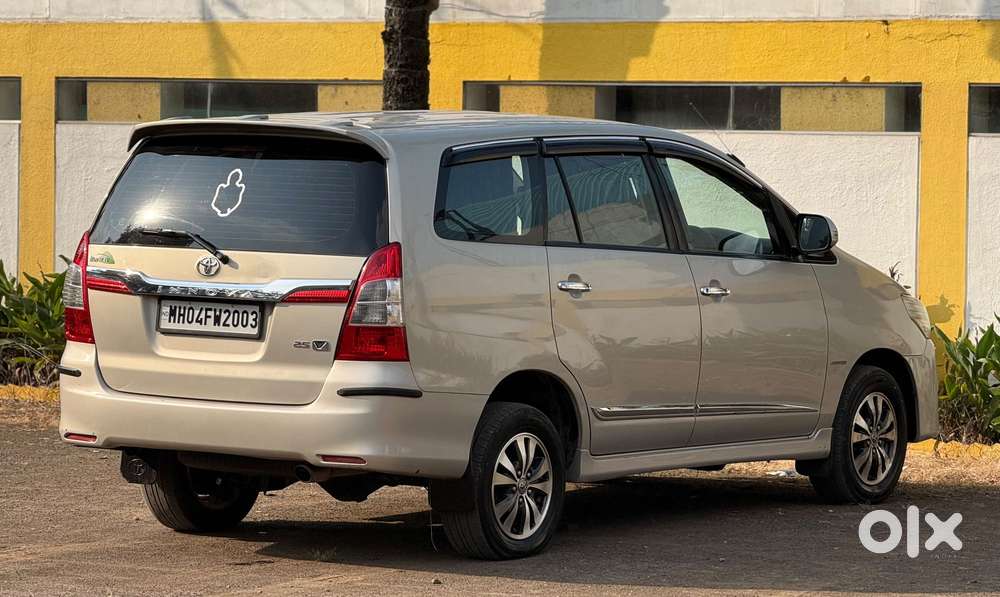Toyota Innova 2.5 Vx (diesel) 7 Seater Bs Iv, 2015, Diesel