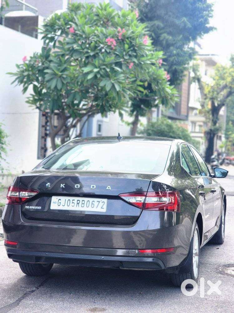 Skoda Superb L&k 2.0 Tdi At, 2018, Diesel