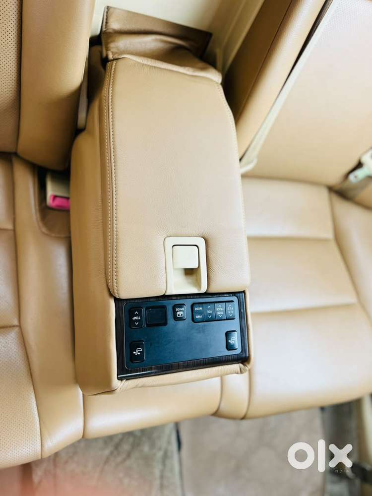 Toyota Camry Hybrid 2.5, 2016, Petrol