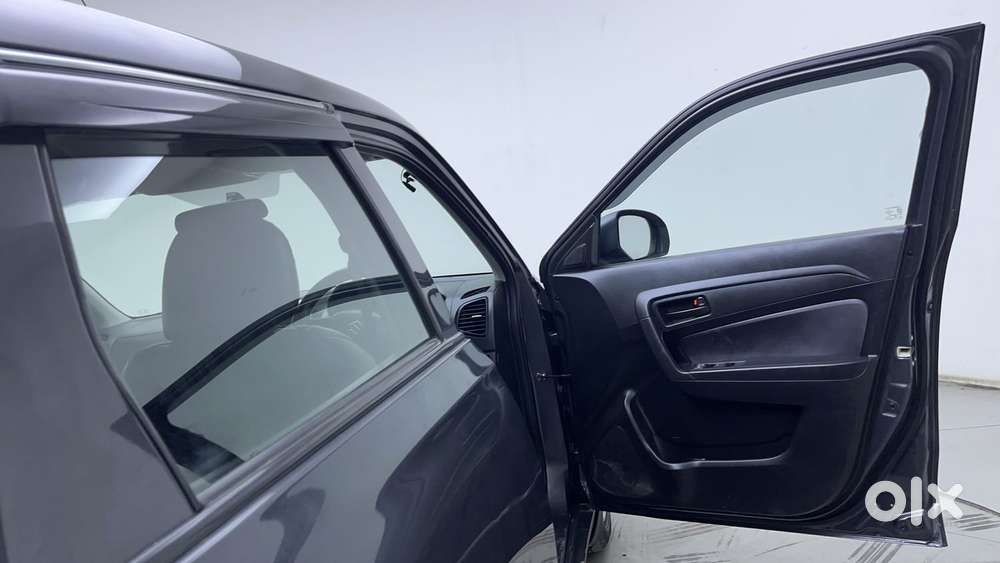 Maruti Suzuki Vitara Brezza 1.5 Lxi, 2022, Petrol