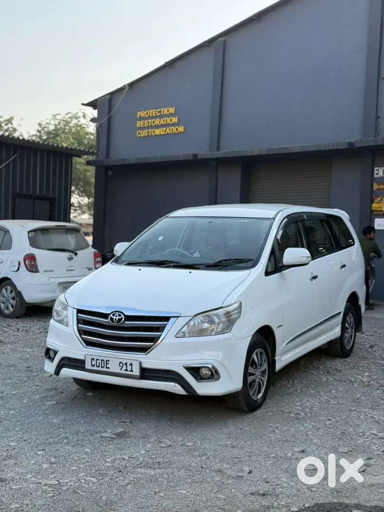 Toyota Innova 2.5 V 2015