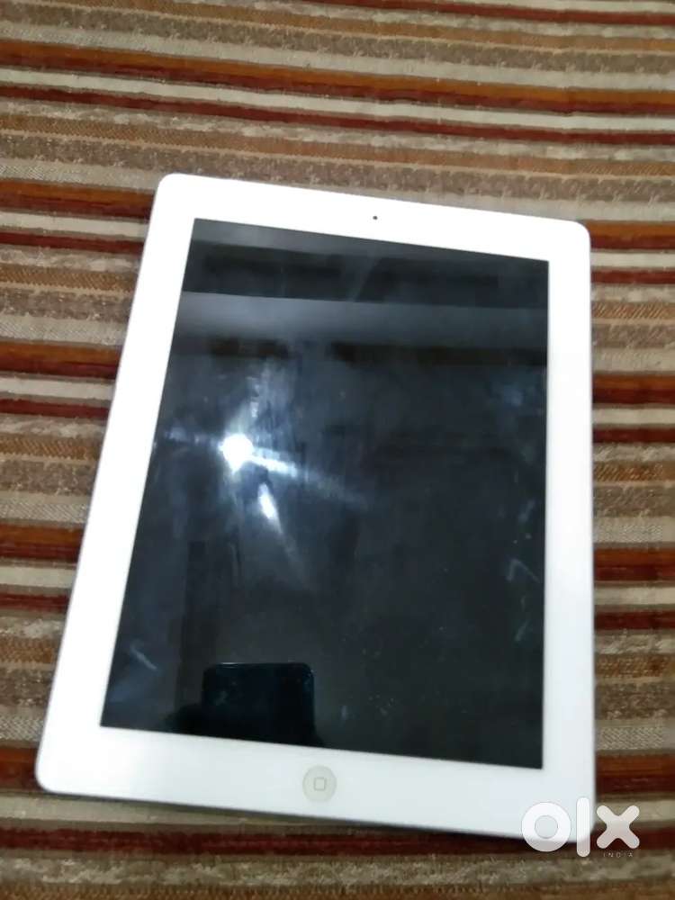 iPad 4　32GB Apple iPad (4th generation) WiFi 32GB