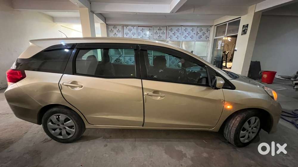 Honda Mobilio 2016 Cng & Hybrids 90000 Km Driven