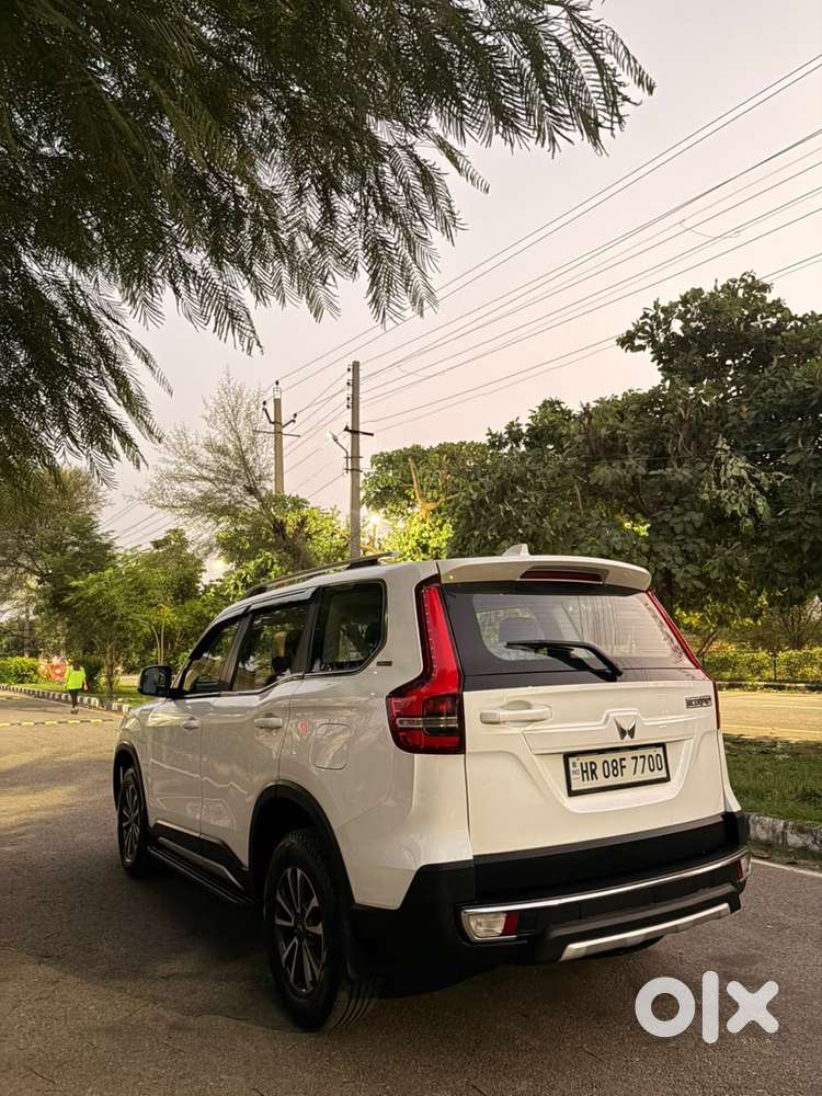 Mahindra Scorpio N Z8 Select Diesel At 2wd 7-seater, 2021, Diesel