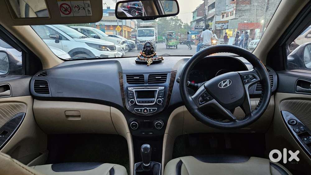 Hyundai Verna Xi (petrol), 2016, Petrol