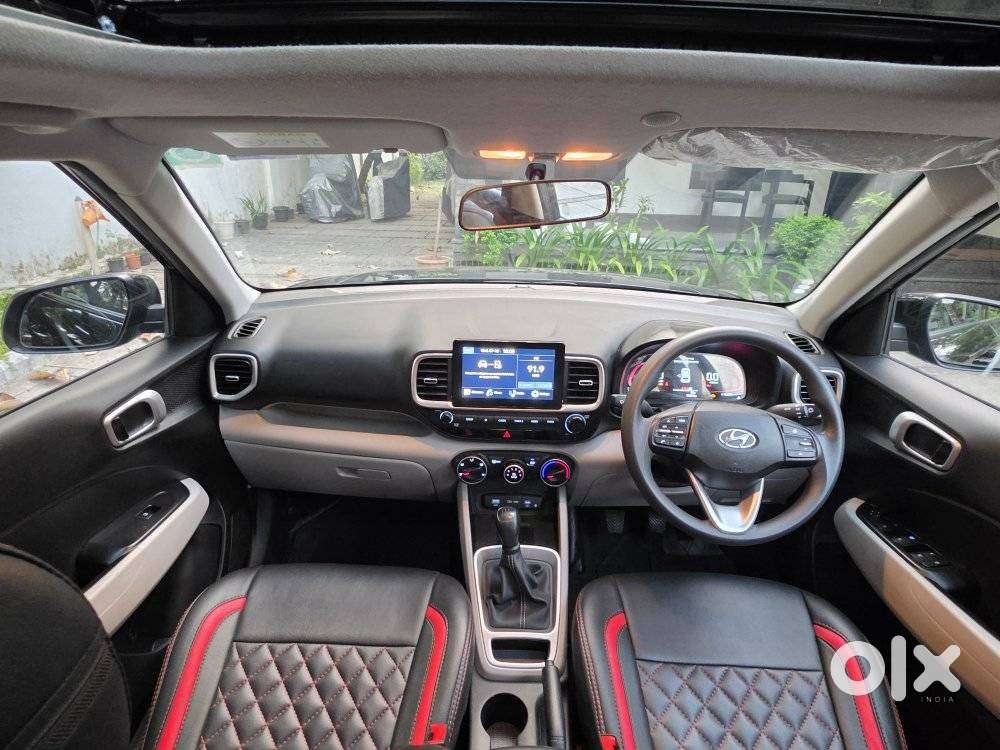 Hyundai Venue, 2025, Petrol