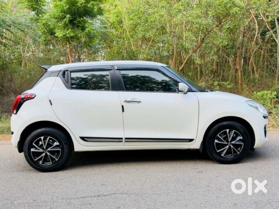 Maruti Suzuki Swift Vxi Optional, 2020, Petrol