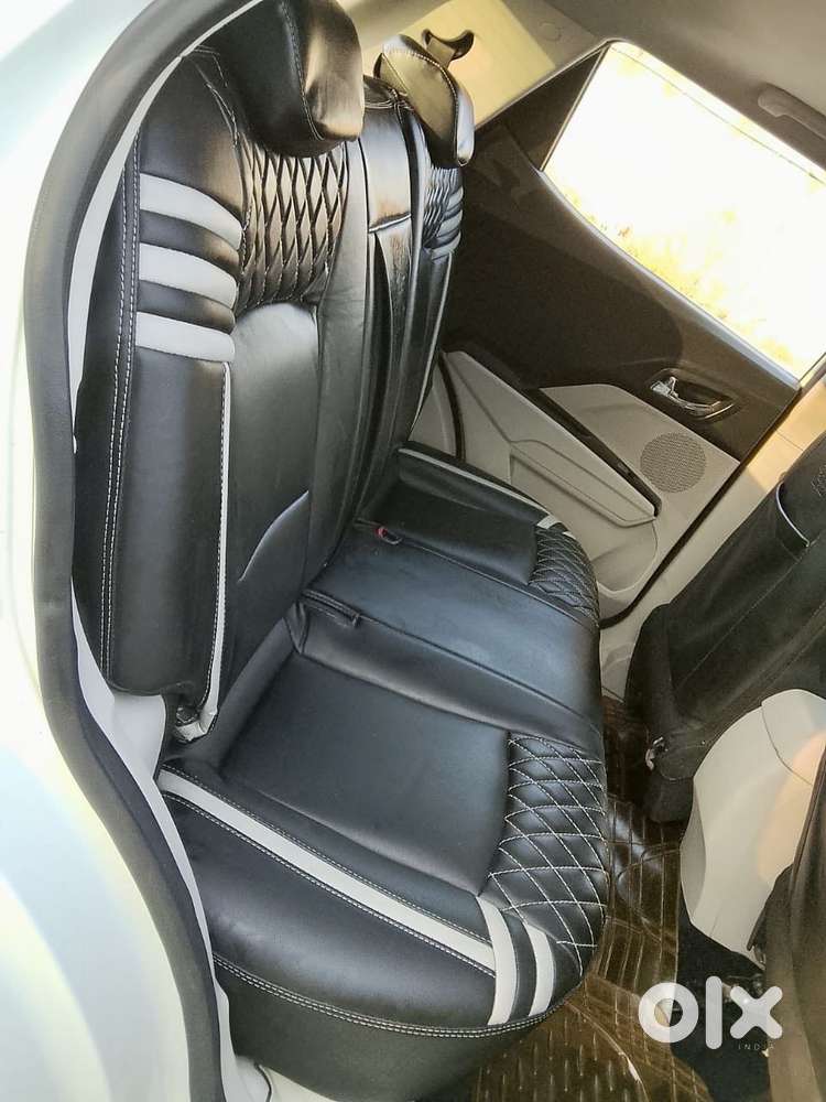 Mahindra Xuv300 W8 Diesel, 2022, Diesel