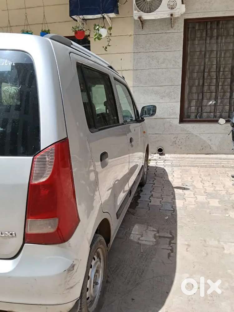 Maruti Suzuki Wagon R 2012 Petrol Well Maintained