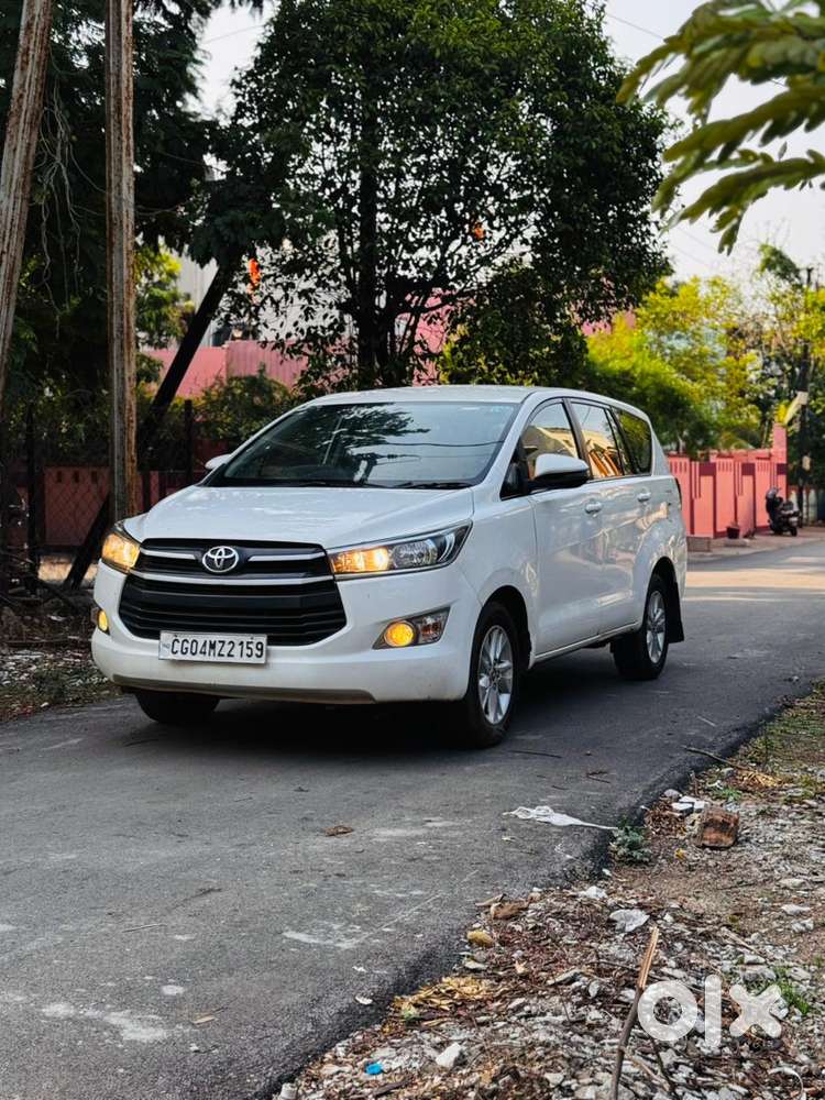 Toyota Innova Crysta [2020-ongoing] 2.7 Gx Mt 8 Str, 2020, Diesel