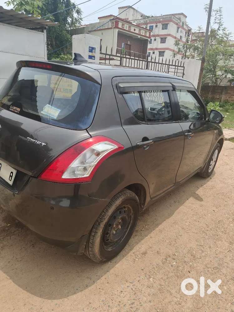Maruti Suzuki Swift 2015