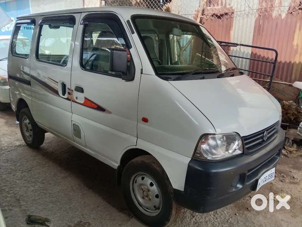 Maruti Suzuki Eeco 2017 Petrol Well Maintained