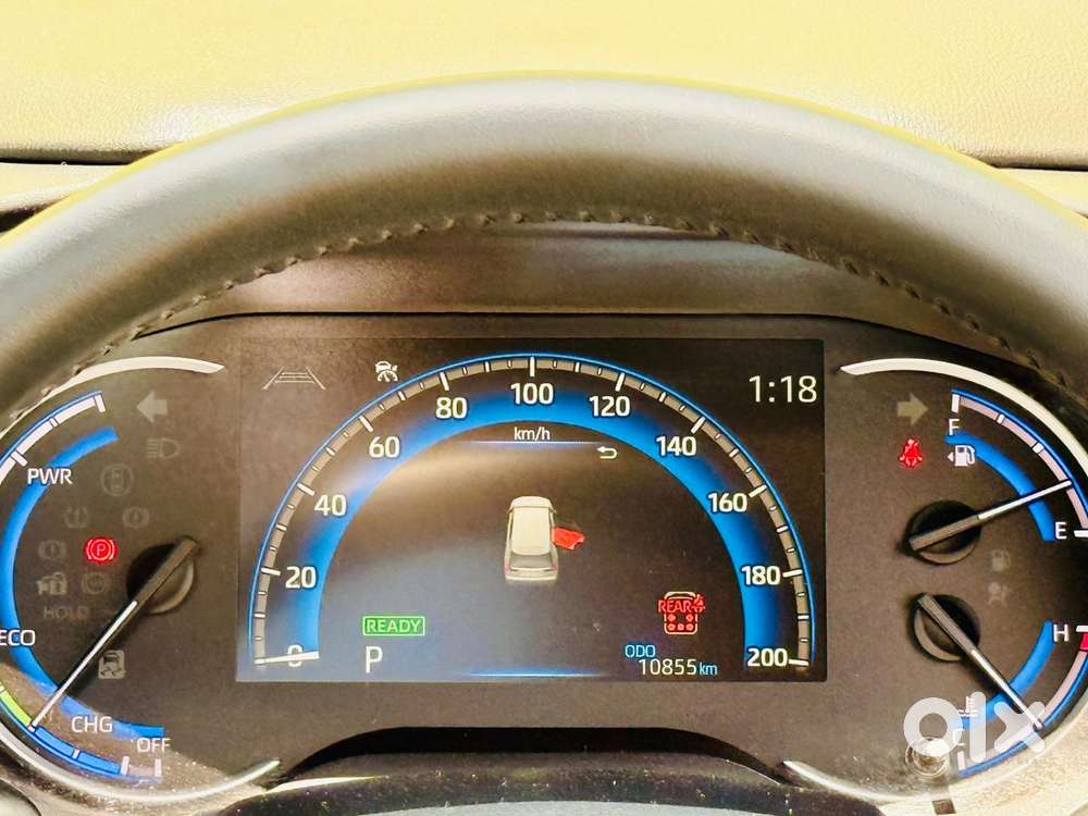 Toyota Innova Hycross 2.0 Zx (o) Hybrid 7 Str, 2025, Petrol