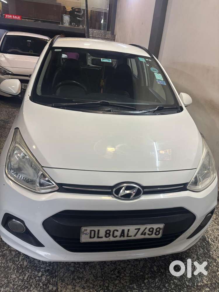 Hyundai Grand I10 Sportz Celebration Edition, 2016, Cng & Hybrids
