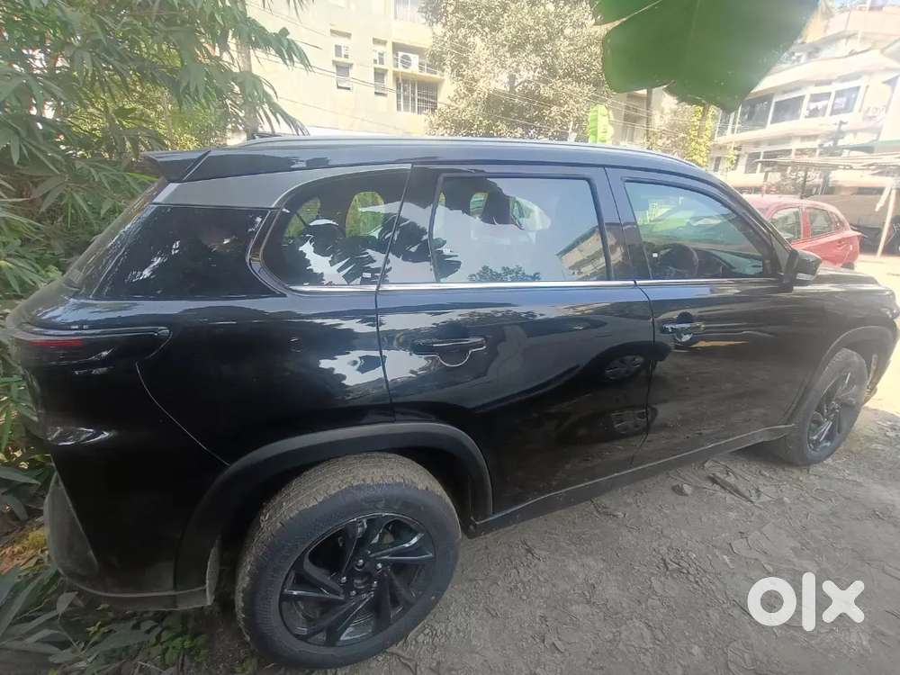 Maruti Suzuki Victoris 2026 (offer 30,000)
