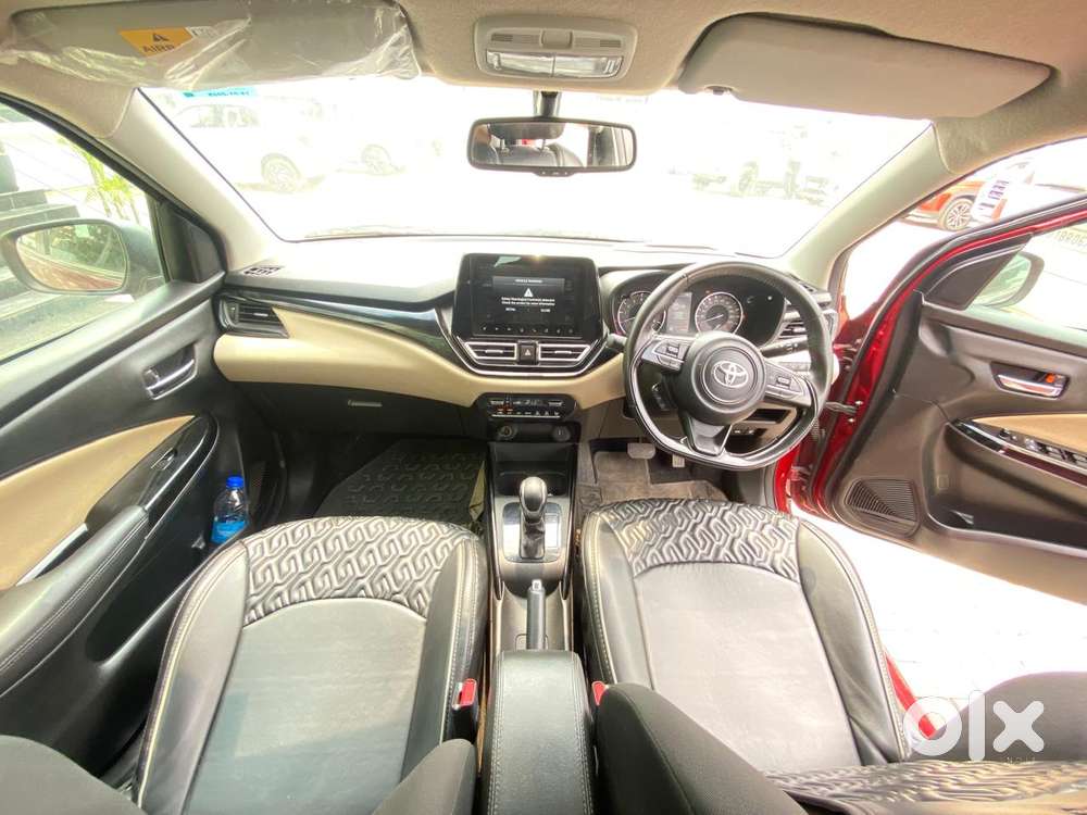 Toyota Glanza 1.2 V Amt, 2025, Petrol