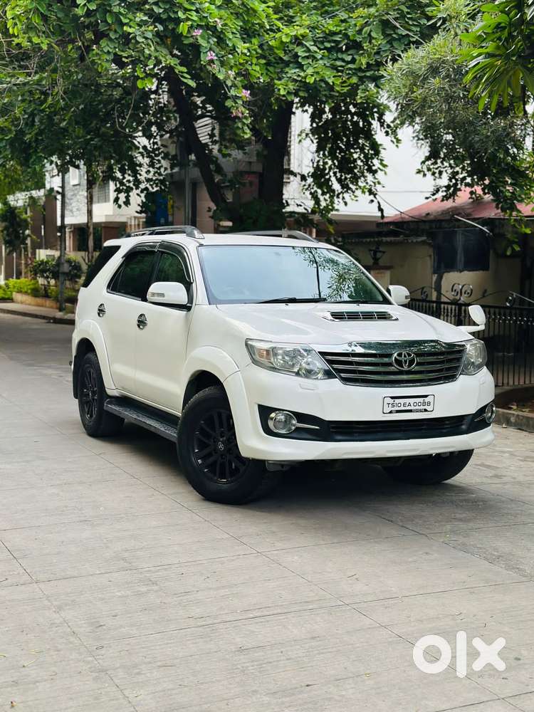 Toyota Fortuner 3.0 4x4 Manual, 2014, Diesel