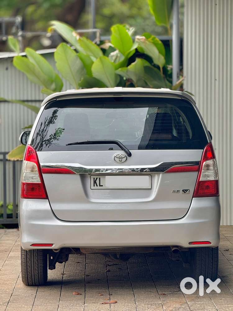 Toyota Innova Diesel 2013