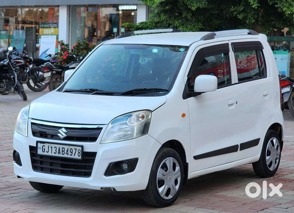 Maruti Suzuki Wagon R Vxi 1.0, 2016, Cng & Hybrids
