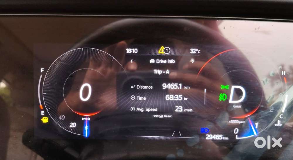 Mahindra Xuv700 2.0 Ax 7 Petrol At Str, 2022, Petrol