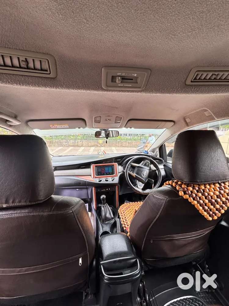 Toyota Innova Crysta 2018 Diesel 270000 Km Driven