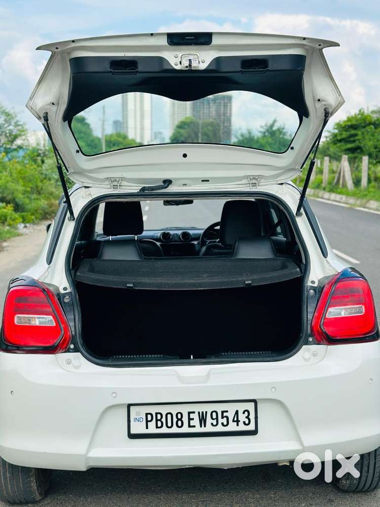 Maruti Suzuki Swift Vvt Vxi, 2022, Petrol
