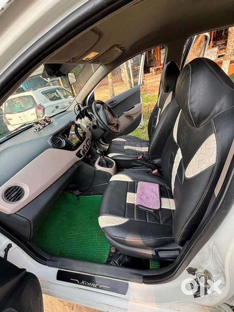 Hyundai Xcent Petrol 2016