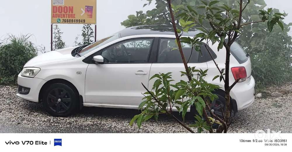 Volkswagen Polo Petrol Manual 2012