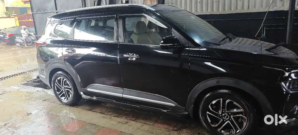 Kia Carens 2023 Luxuryplus Petrol Automatic Dct